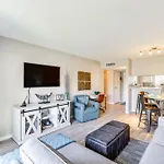 Scottsdale Condo With Pool Walk To Old Town!