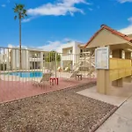 Greenbelt Condo-Patiopooltennisold Town 5Min