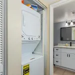 Greenbelt Condo-Patiopooltennisold Town 5Min
