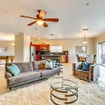 Golf Course Views And Patio Quiet Scottsdale Home