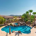 Amazing Views - Pickleball - Golf - Sleeps 25