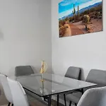 Chic 2B1B Hideaway In Old Town Scottsdale