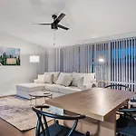 Luxury 2B2B Scottsdale With Free Parking