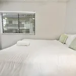 Elegant 1B1B Escape In Old Town
