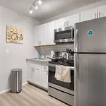 Chic And Cozy 1B1B Studio Oasis In Old Town