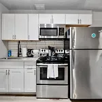 Modern 1B1B Studio Oasis In Old Town