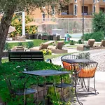 104 Fully Furnished 1Br Suite-Outdoor Pool