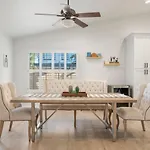 Luxury Living Private Pool Bbq & Prime Location
