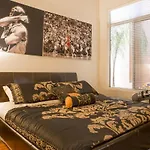 Luxury-3 Bed-Two Full Master-Best Location