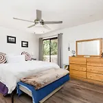 N Miller Rd Unit 230