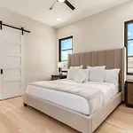 Papago Lux Townhouse With Rooftop Lounge