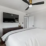 Bella Rosa- Close To Old Town With Pool & Hot Tub