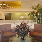 Days Inn At Scottsdale/Fashion Square Resort
