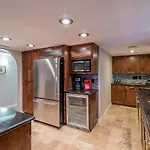 Casa De Palms Home