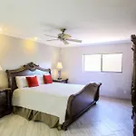 Avalon 4 Bedroom Home Scottsdale