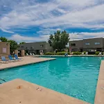 Spacious Scottsdale Townhome By Wanderjaunt