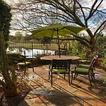 Mccormick Lakeside Retreat