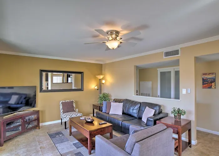 Scottsdale Condo On Golf Course With Pool Access!