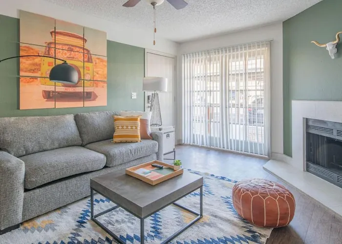 Wanderjaunt - South Scottsdale Apartments