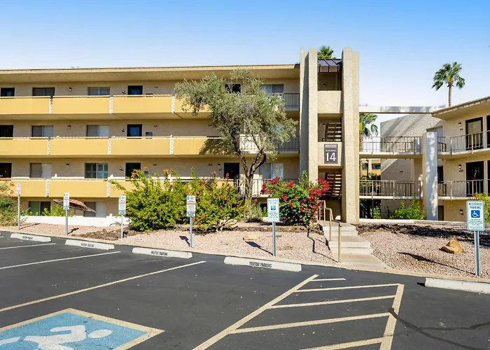 Maya Condos 333B