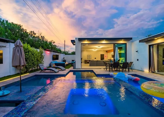 Luxury Villa 5Mins To Old Town W Pool Fire Pit And Bbq