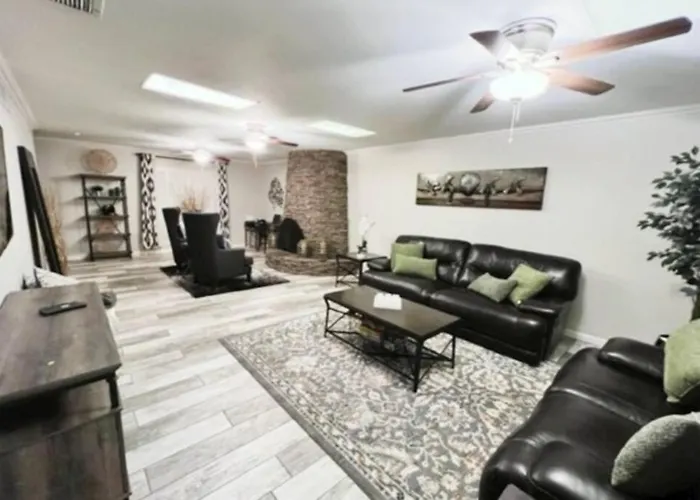 Downtown Scottsdale Oasis