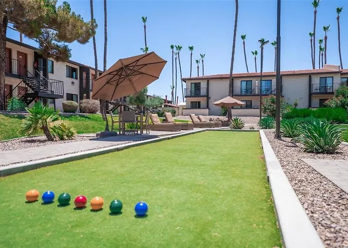 214 Fully Furnished 1Br Suite-Outdoor Pool