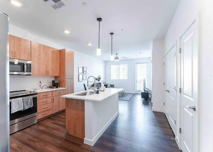 Gateway To Old Town Scottsdale King 1 Bedroom With Balcony
