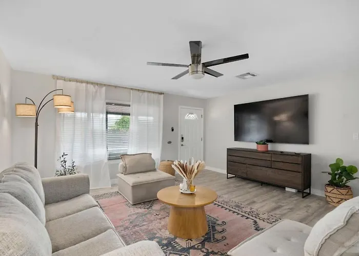 Continental Home - 4Br - Scottsdale