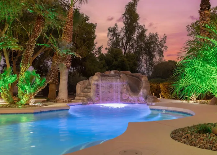 Hozho Residence On Paradise Palms