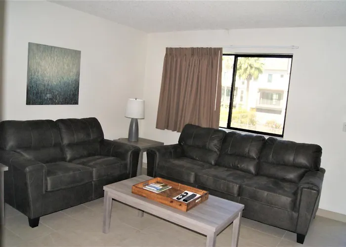 238- Fully Furnished, Wifi Included