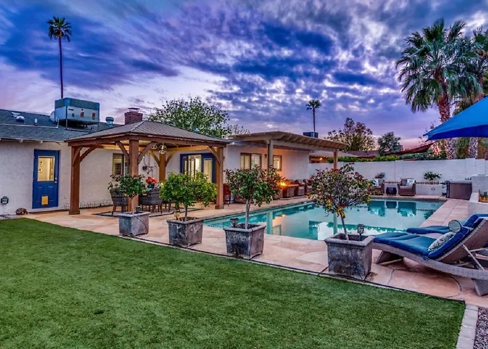 Relaxing Old Town Scottsdale Desert Oasis Awaits