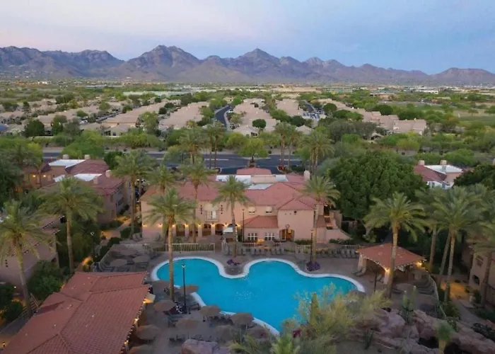 Enjoy Two Outdoor Pools In This Resort Setting 1Bd Resort Condo