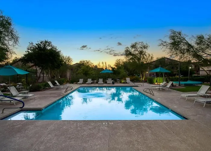 Modern 2-Br Condo North Scottsdale
