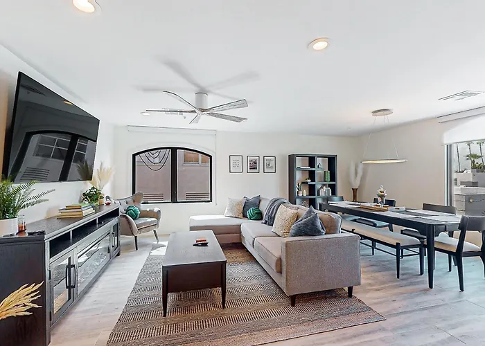 Desert Oasis Condo
