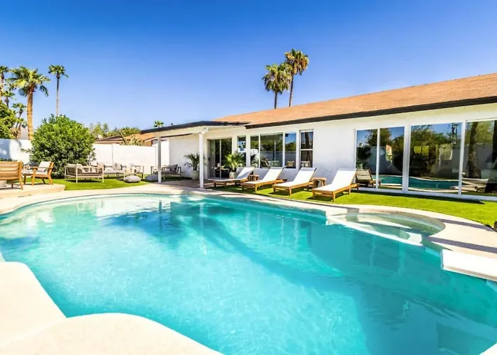 4B Mountain View Villa With Heated Pool And Games