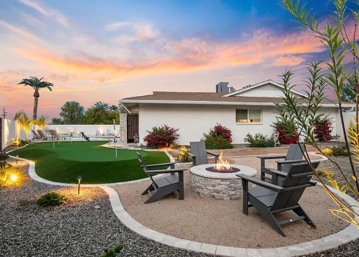 Luxurious 4Br Ranch Retreat With Heated Pool And Bbq