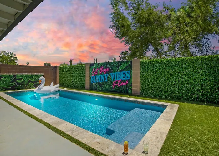 Sunkiss - Backyard Oasis - Old Town Scottsdale