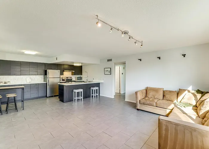 2 Mi To Tempe Marketplace And Asu Condo With Pool