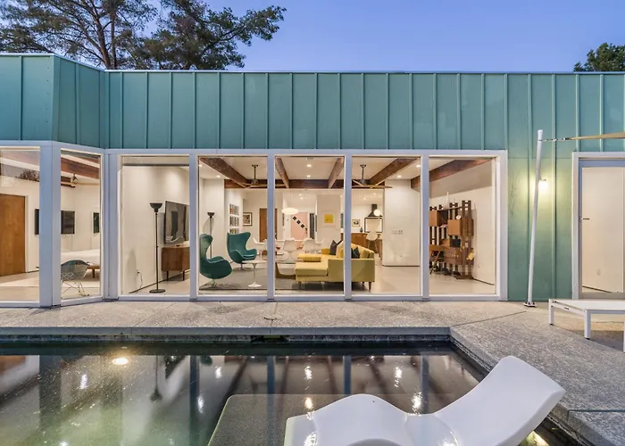 Stylish Old Town Scottsdale Retreat W Pool Prime Location