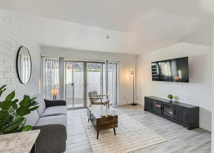 2Bdrm In Scottsdalesleeps4Pooltvwifi