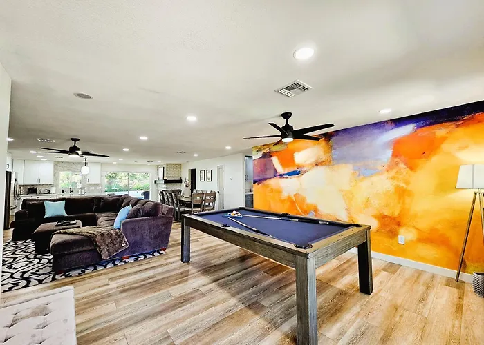 Chaparral Dog Park, Heated Pool, Billiards, Ping Pong, Low Fees!