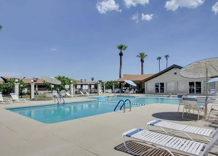 Scottsdale Condo Community Pool, 3 Mi To Old Town