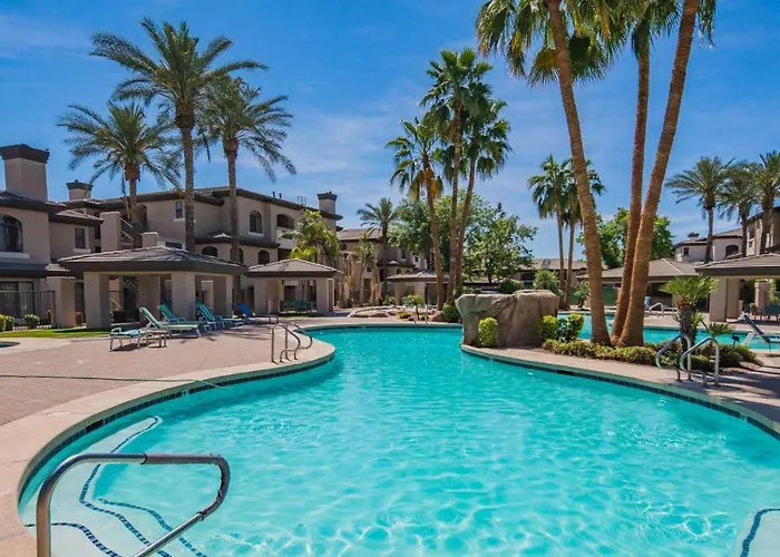 Luxe 2Br | Kierland Commons #2054 By Wanderjaunt