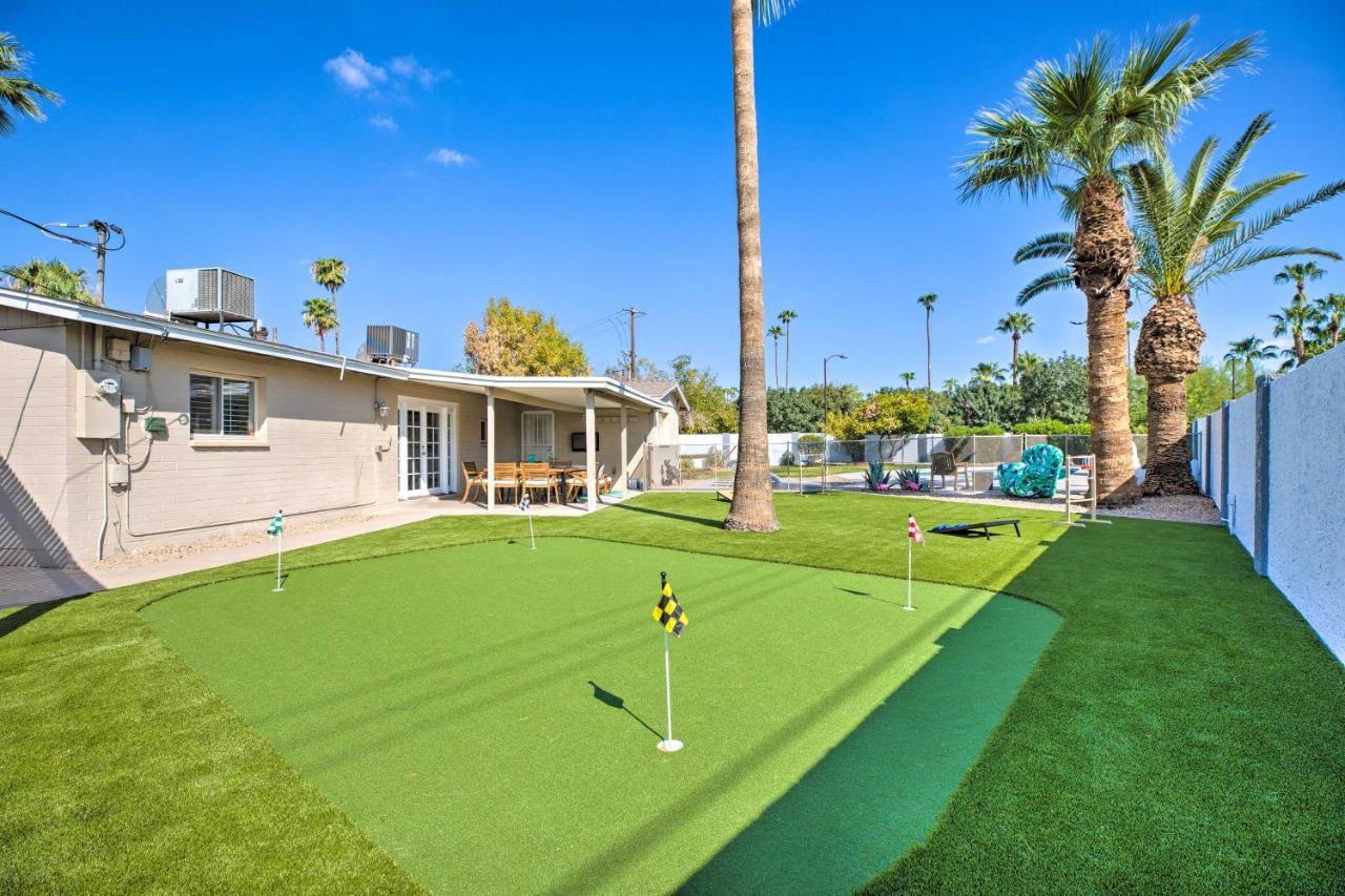 Modern Gem With Pool, Games, Patio And