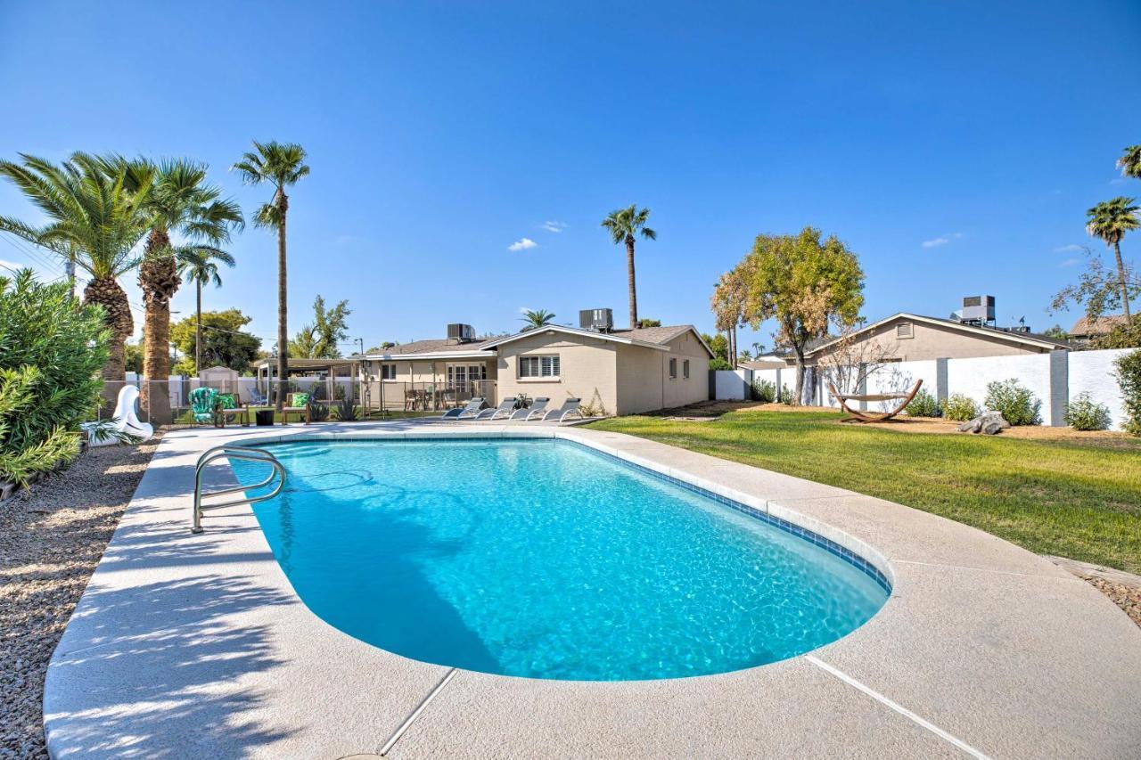 Modern Gem With Pool, Games, Patio And Holiday home Scottsdale