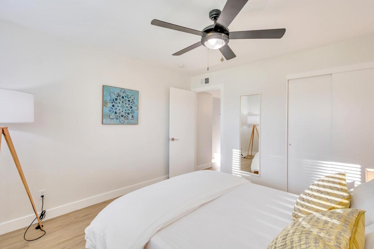 Apartment Modern Contemporary Ot With Heated Pool Scottsdale