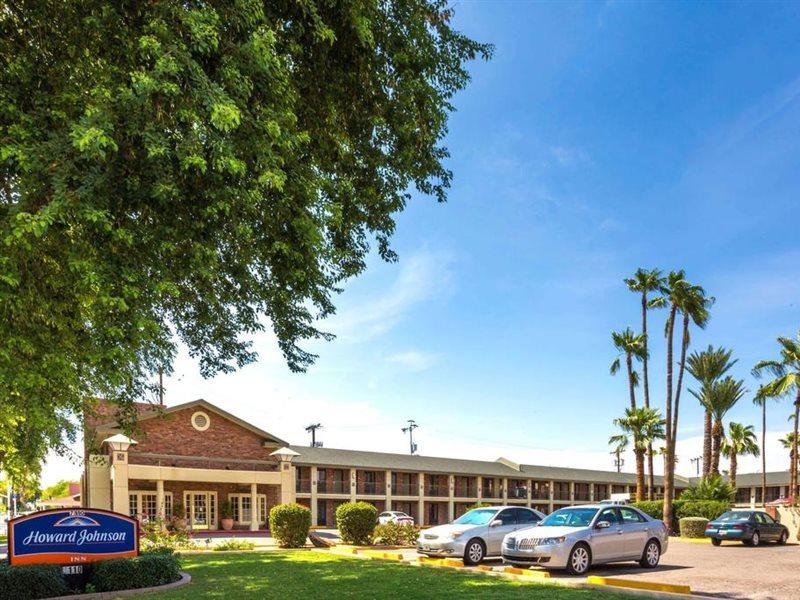 Howard Johnson By Wyndham Old Town Hotel