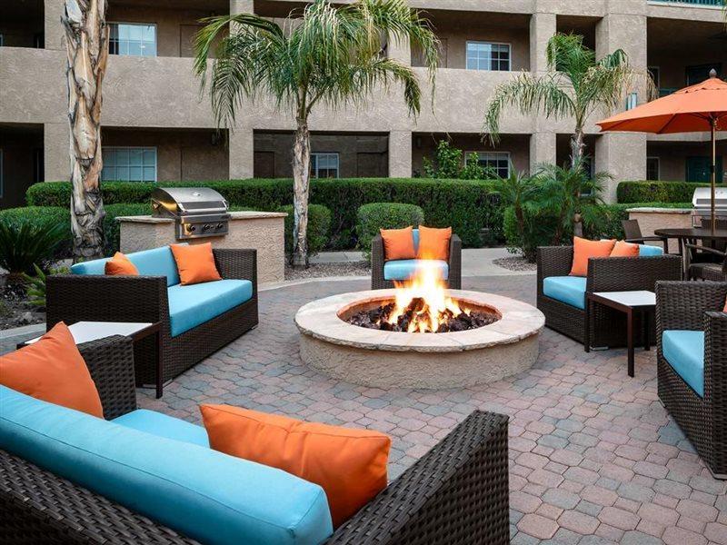 Hyatt House Old Town Hotel 3*