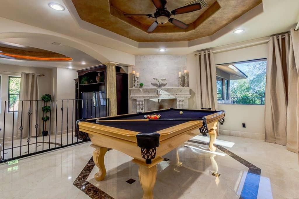 Estate Style Oasis 6bdrm, 5.5 Bath Heated Pool With Misters Villa *